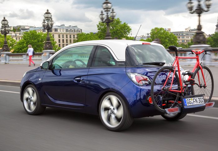 Το σύστημα μεταφοράς ποδηλάτου Opel FlexFix διατίθεται ήδη σε αρκετά μοντέλα της γερμανικής φίρμας και στο ολοκαίνουριο ADAM. Το σύστημα μεταφοράς ποδηλάτου Opel FlexFix διατίθεται ήδη σε αρκετά μοντέλα της γερμανικής φίρμας και στο ολοκαίνουριο ADAM.